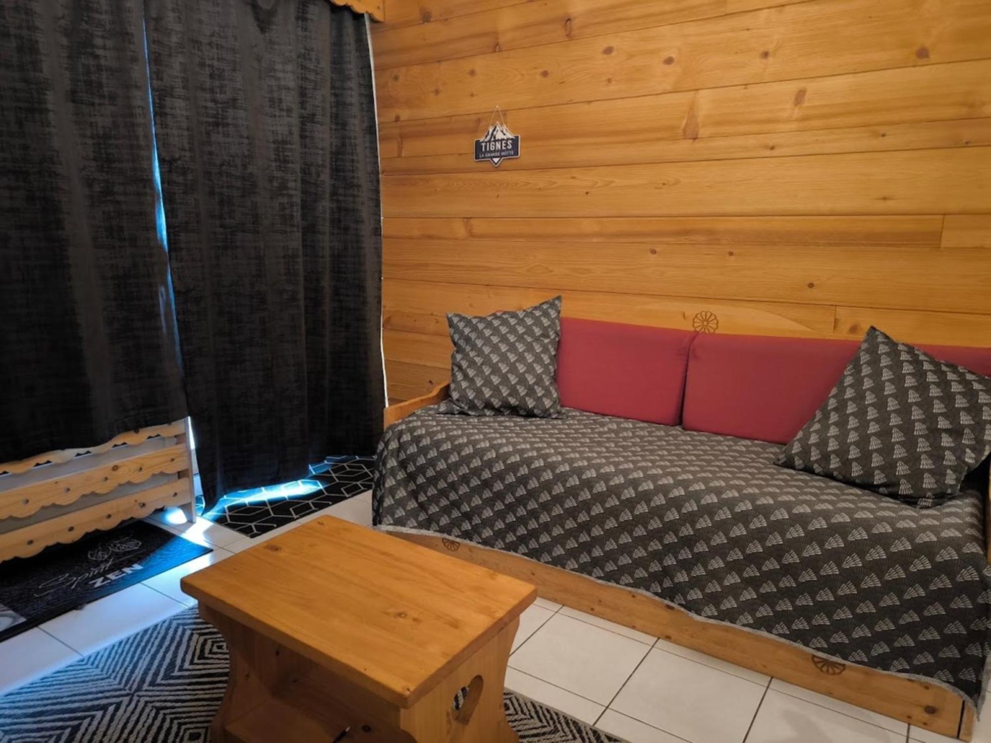 티뉴 Duplex A La Moutiere 아파트 외부 사진